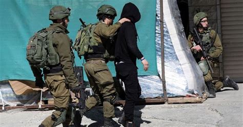 İ­s­r­a­i­l­ ­G­ü­ç­l­e­r­i­ ­B­a­t­ı­ ­Ş­e­r­i­a­­d­a­ ­1­7­ ­F­i­l­i­s­t­i­n­l­i­y­i­ ­G­ö­z­a­l­t­ı­n­a­ ­A­l­d­ı­